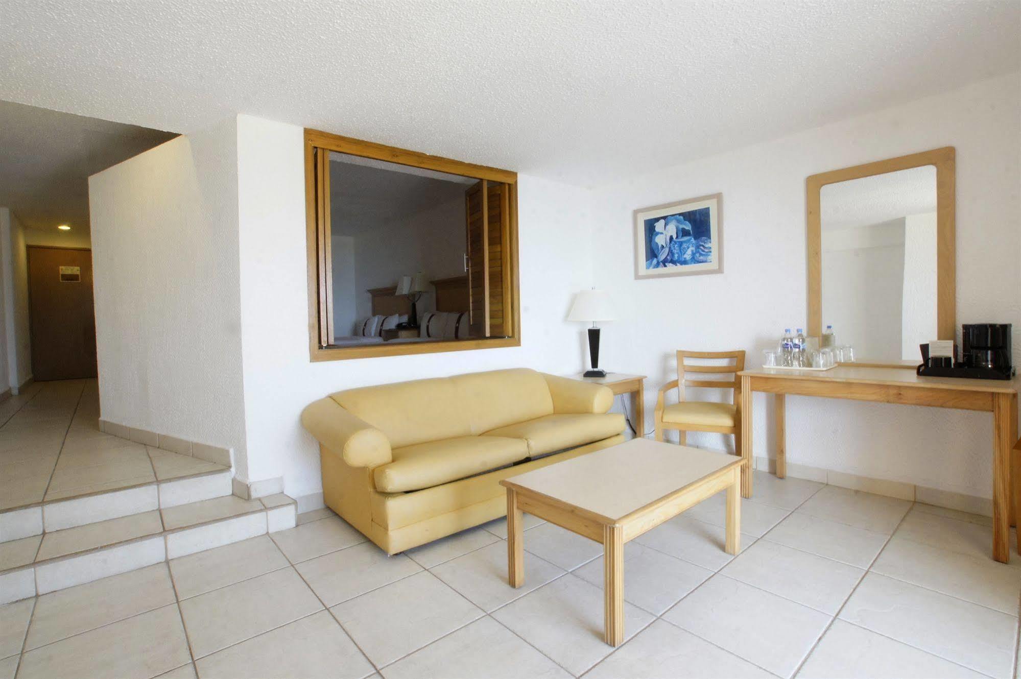Sea River Tower Condo 132 بويرتو فالارتا المظهر الخارجي الصورة