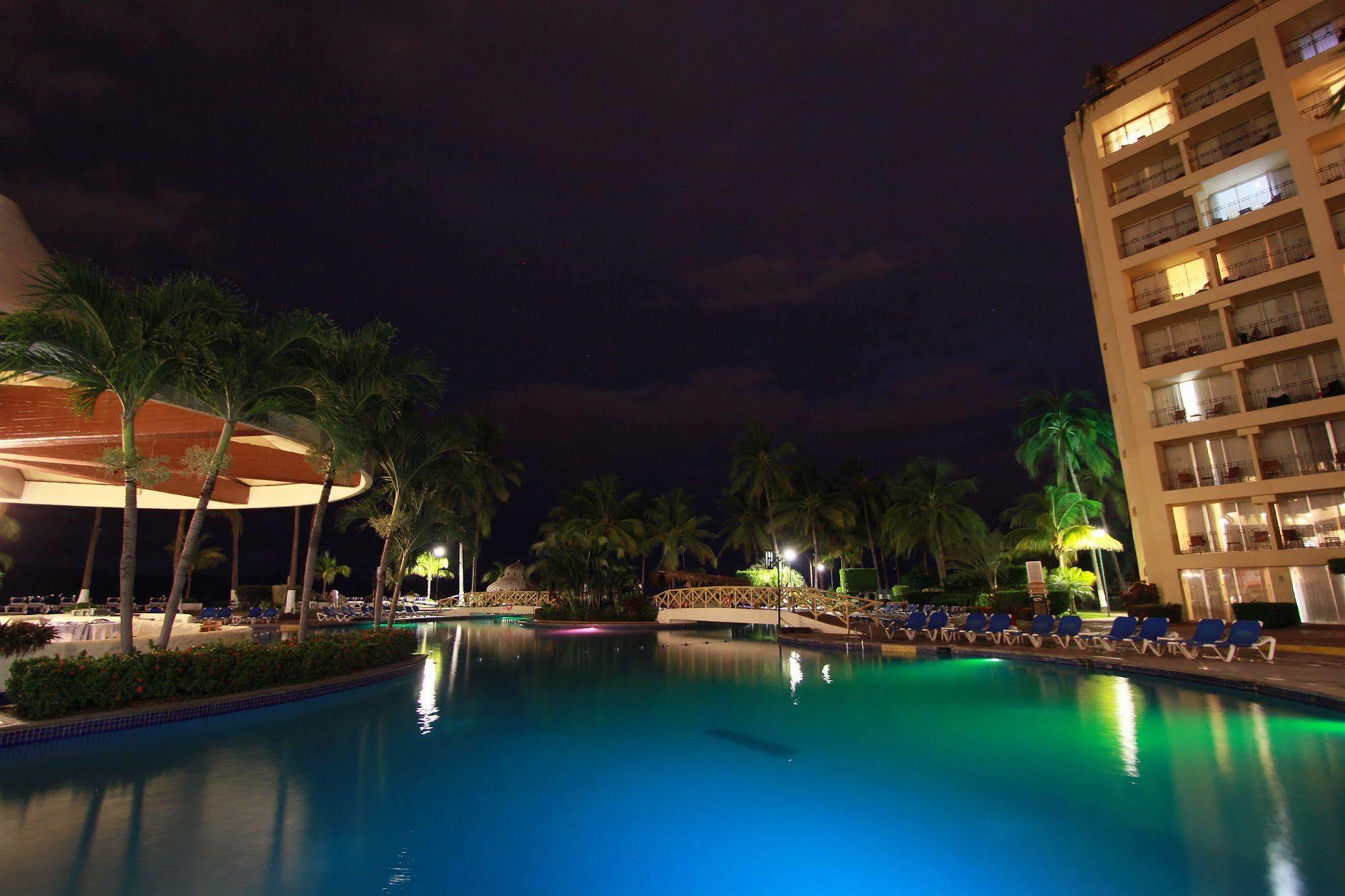 Sea River Tower Condo 132 بويرتو فالارتا المظهر الخارجي الصورة